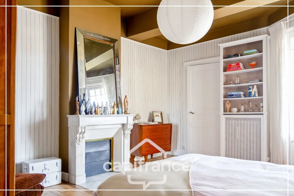 Bedrooms - Character House with Intimate Garden in Agen Centre