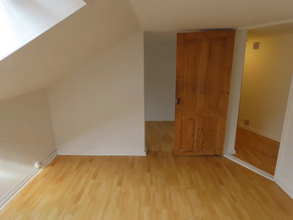 Stanze - Old-Style Flat in Central Location