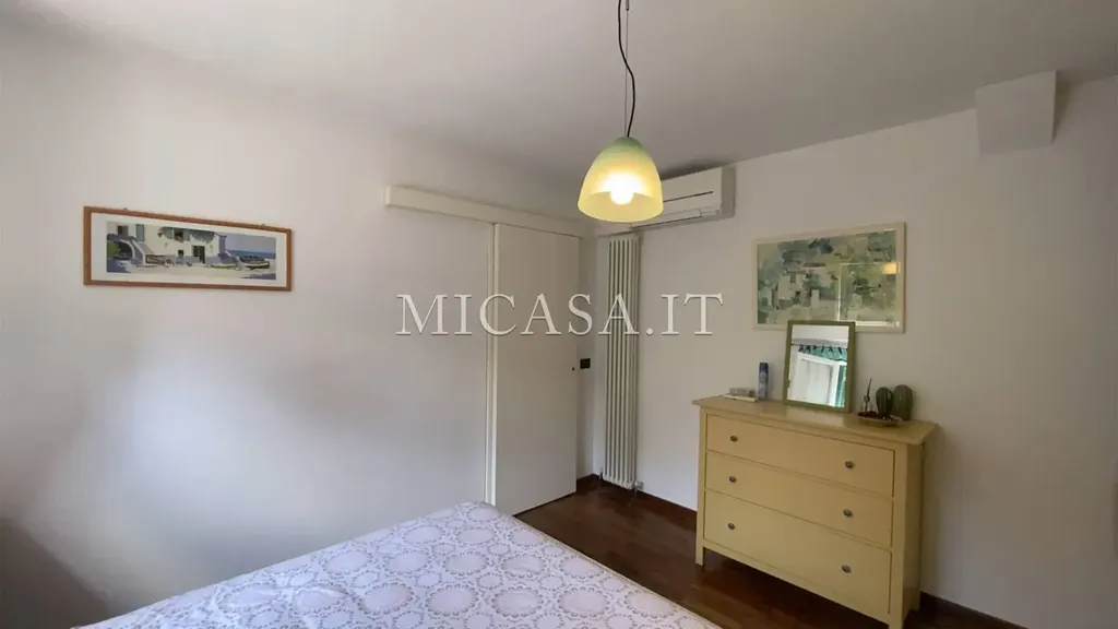 Chambres - Trilocale with Garden in Pisa