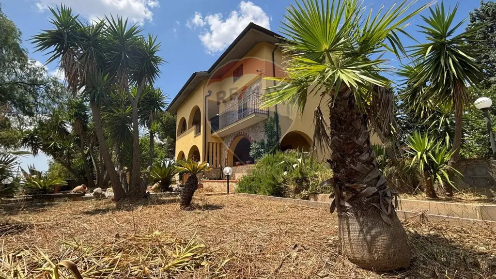Extérieur - Bifamiliar Villa with Garden in Caltanissetta