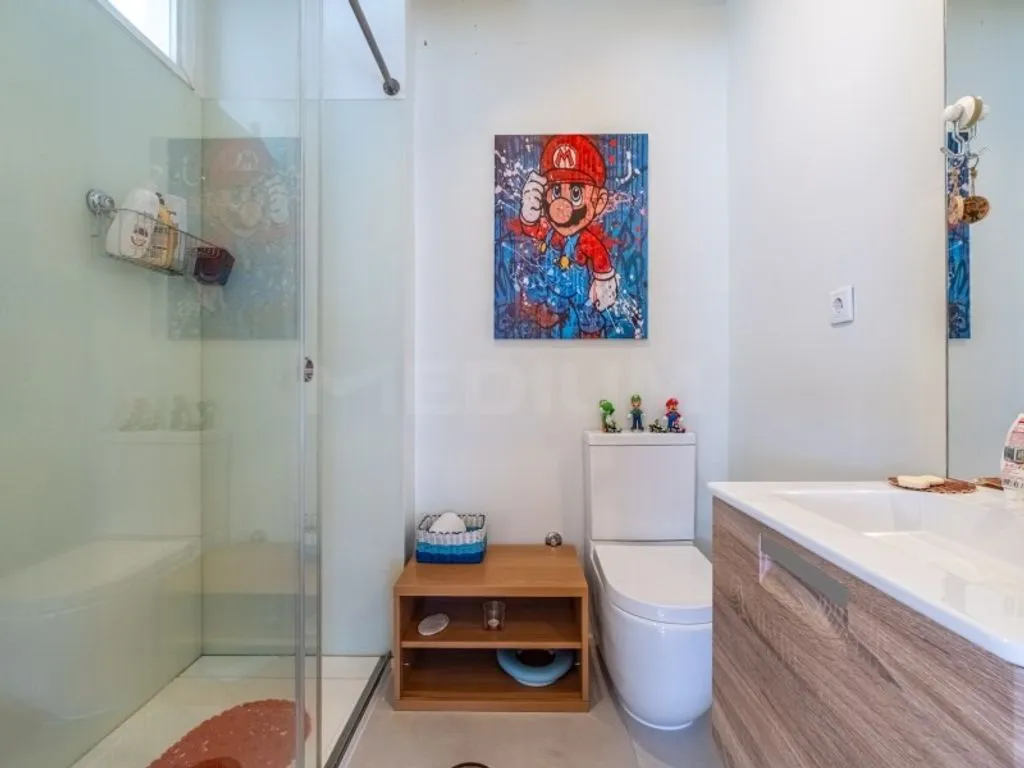 Bathrooms - Luxury Flat with South/North Orientation in Porto