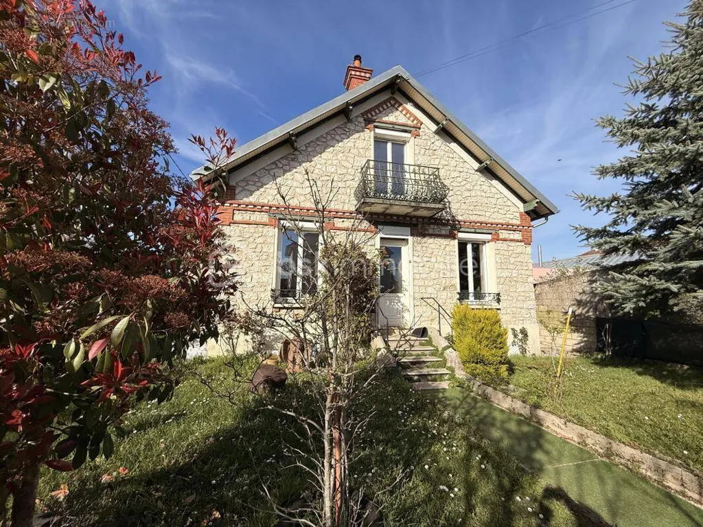 Esterno - Charming Stone House with Garden in Quiet Area