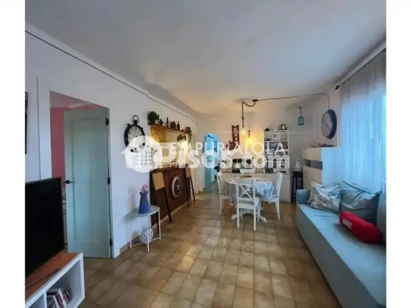 Elutuba - Reformed Apartment with Terrace in Empuriabrava