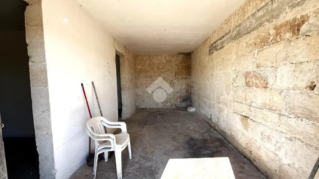 Toad - Independent House with Storage in Mesagne