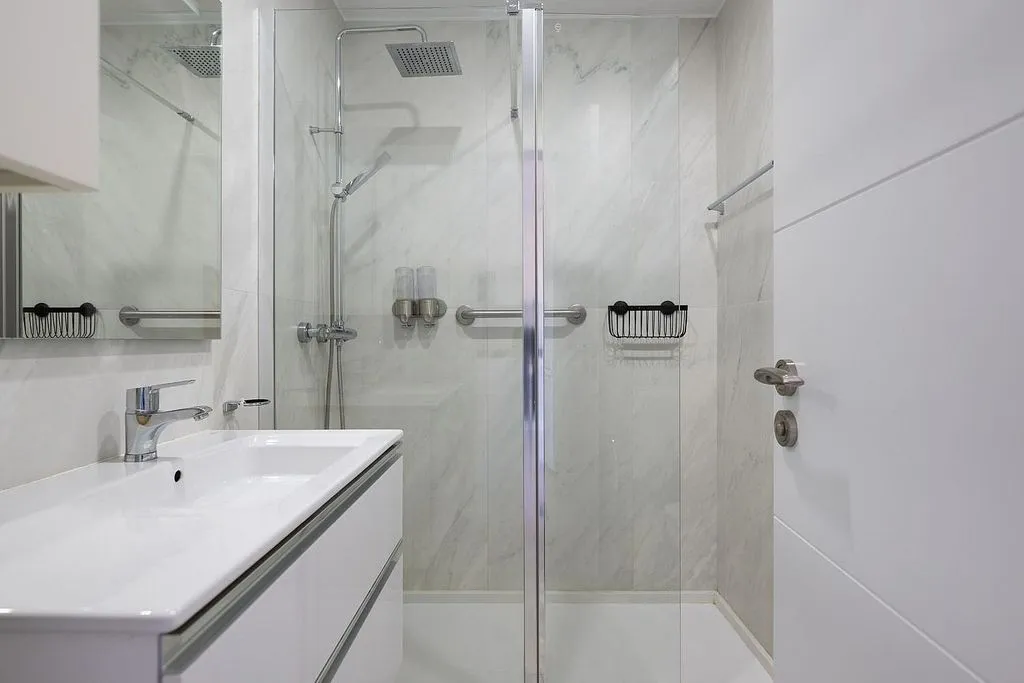 Salles de bain - 1-Bedroom Apartment with Pool in Playa del Inglés