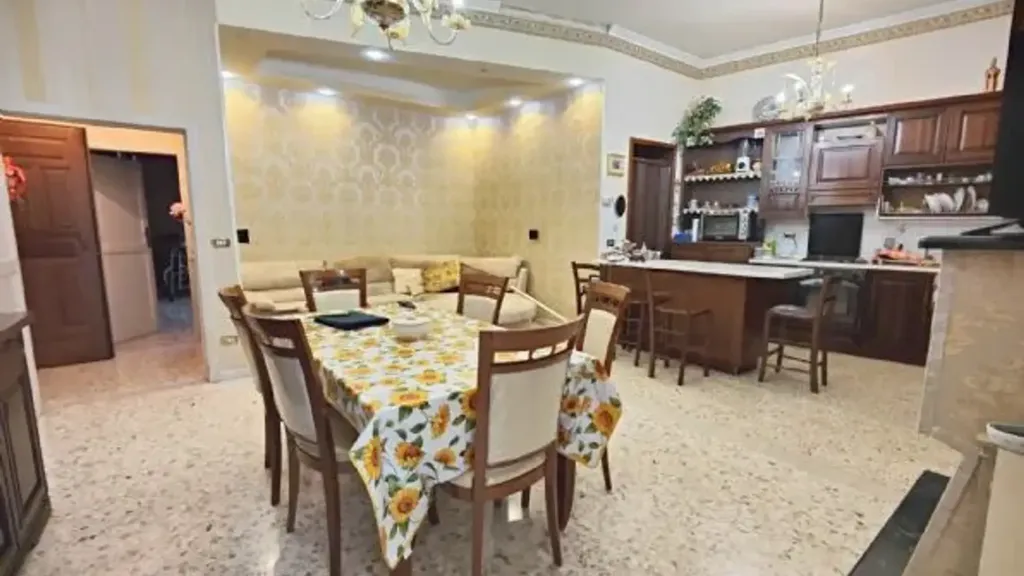 Salle à manger - Three-Bedroom Apartment with Terrace in Serino