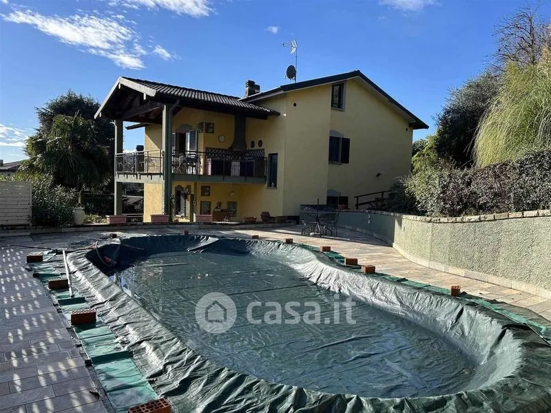 Piscina - Villa with Pool in Villongo