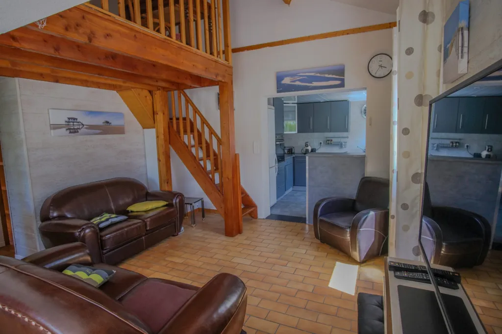 Séjour - Maison Rénovée dans Parc de Loisirs à Gujan-Mestras