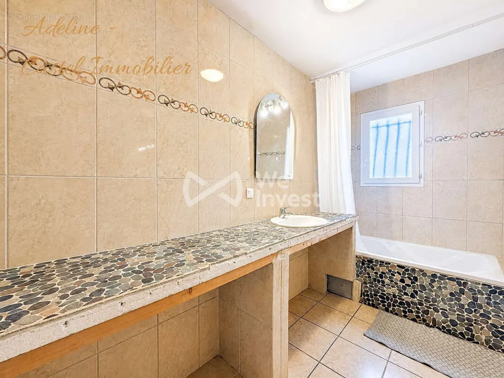 Bagni - House with Garden in Roussillon