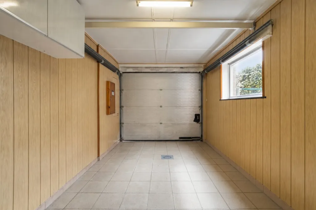 garage