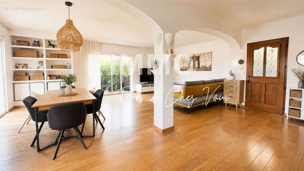Maison 5 pièces à Marseille-11e