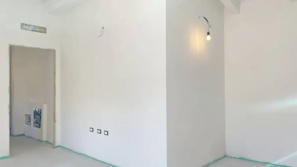 Stanze - Apartment with Terrace in Cento Centre
