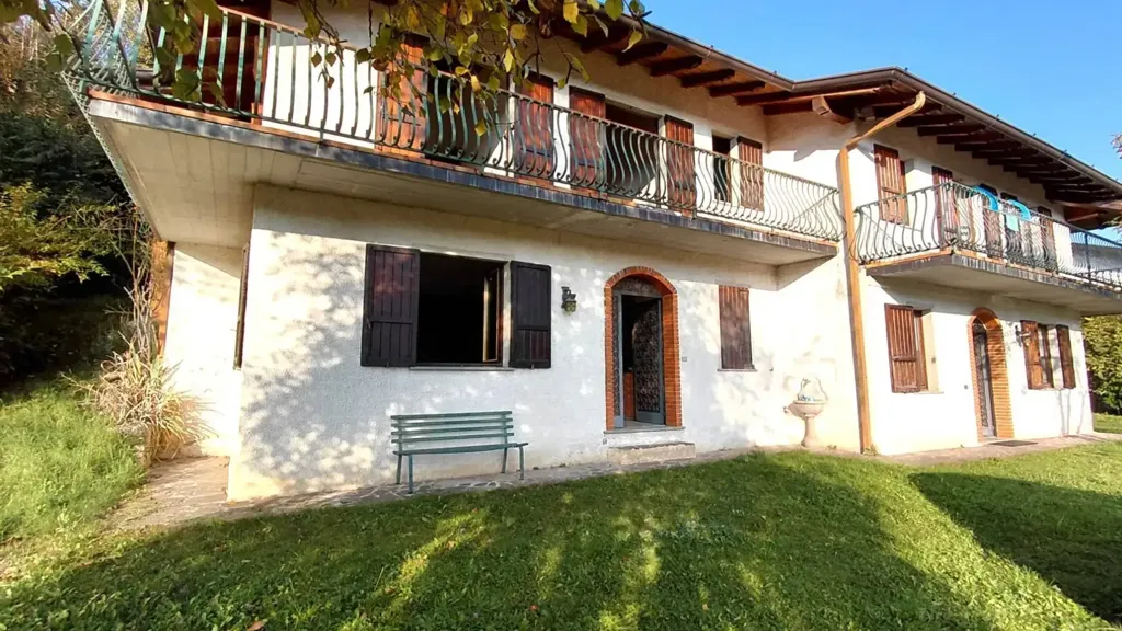 Välivaade - Bifamiliar Villa with Panoramic View in Marmentino
