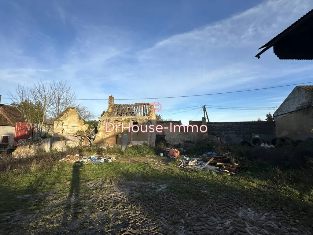 Jardin - Immeuble à Rénover avec Terrains Constructibles à Nargis