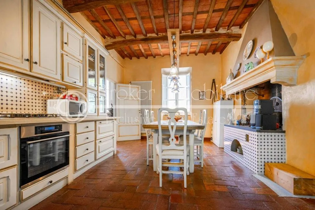Cuisine - Rustic Tuscan Casale with Pool in Massarosa