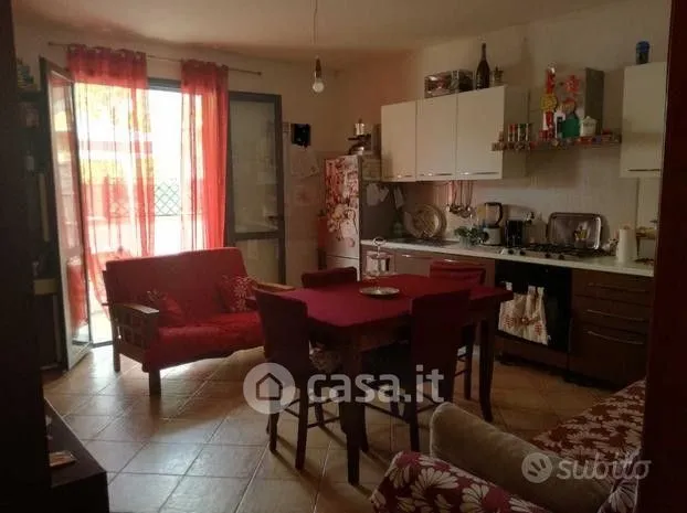 Salle à manger - Newly Built Duplex with Veranda in Bosa