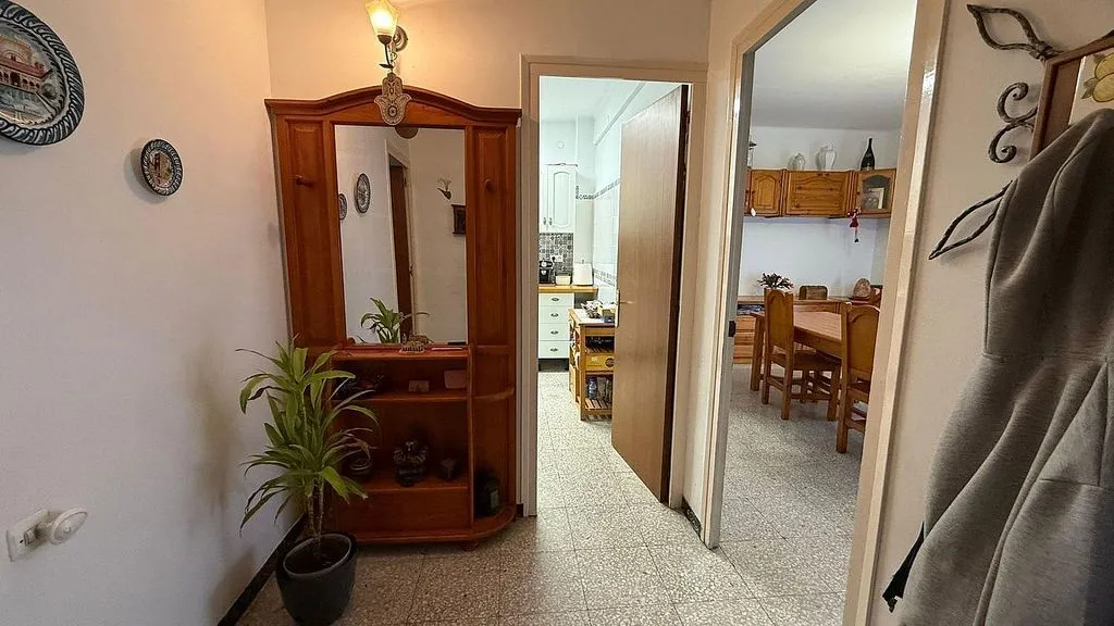 hallway_entrance
