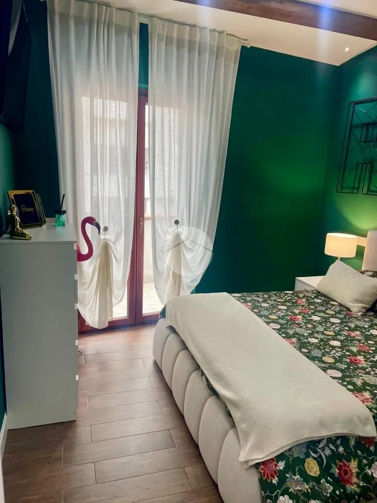 Dormitorios - Modern 3-Bedroom Apartment in Cosenza