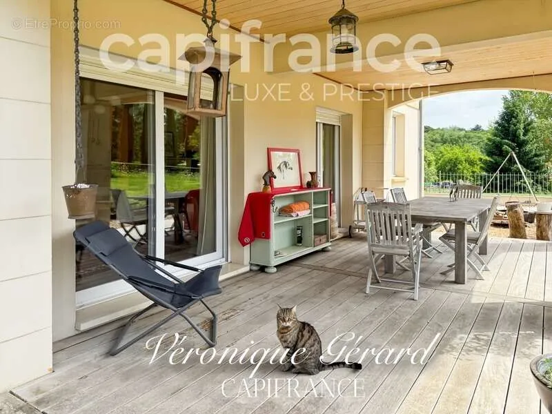 Terrass - Equestrian Property with Longère in Salleboeuf