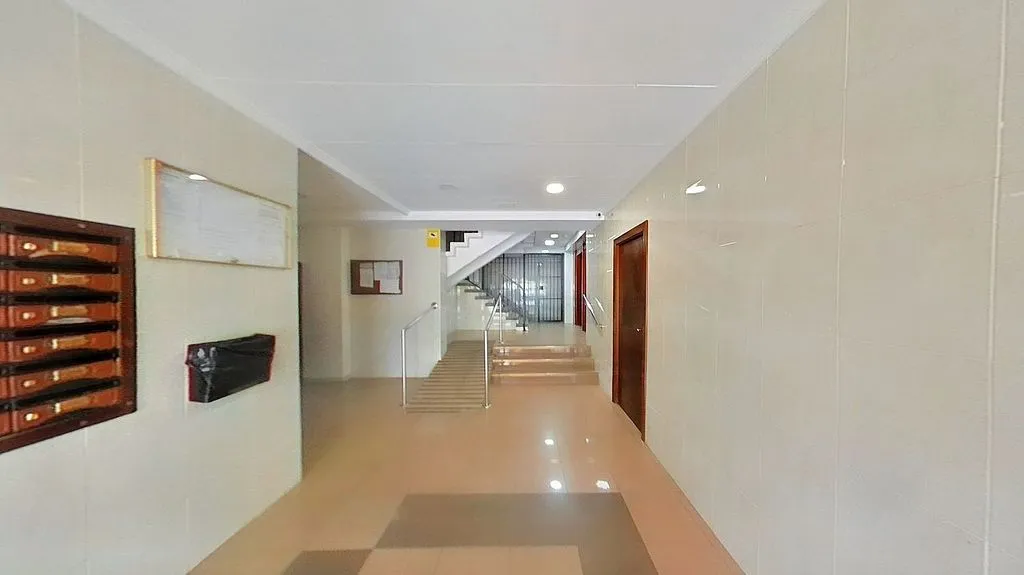 hallway_entrance