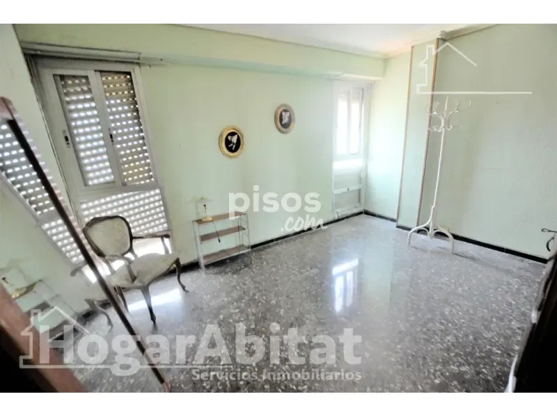 Elutuba - Spacious Apartment with Balcony in Malilla, Valencia