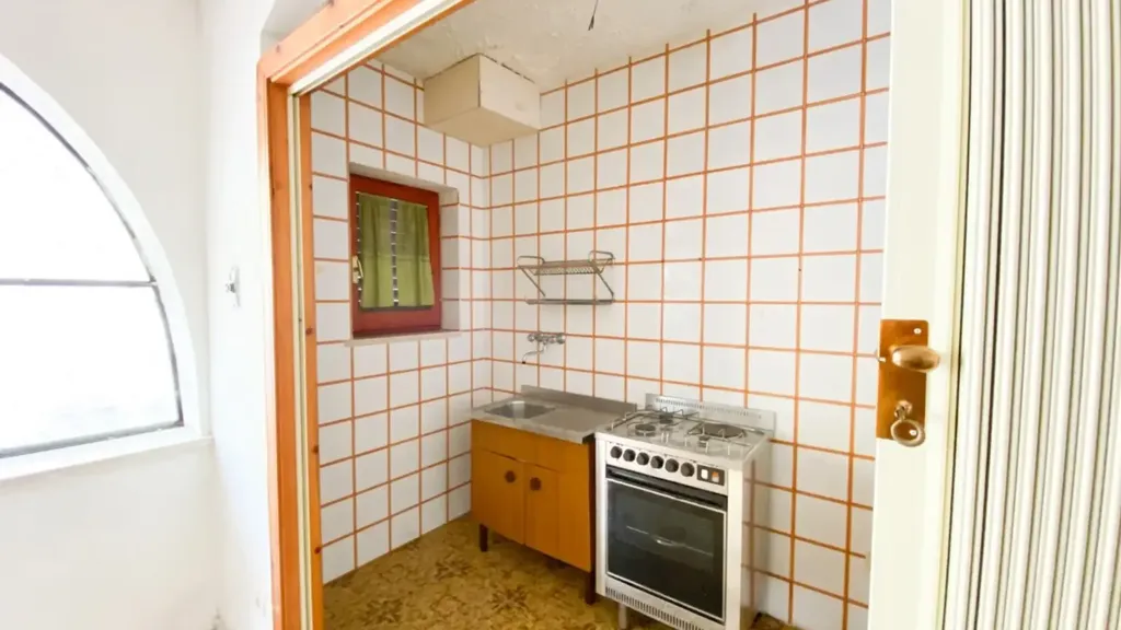 Cuisine - Terraced Villa with Garden in Roccagloriosa
