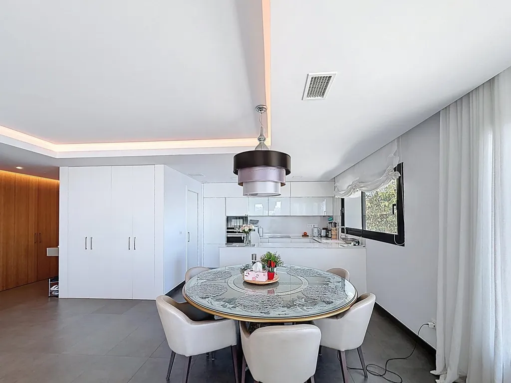 Salle à manger - 3-Bed Flat with Pool in Benitachell