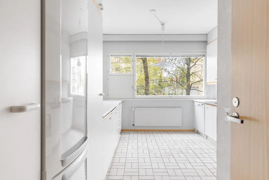 Cuisine - 70s Style Apartment with Balcony in Turku Centre