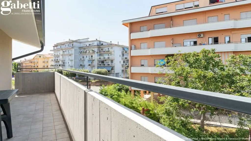 Balcon - Newly Built Apartment with Balcony in Lanciano Centre