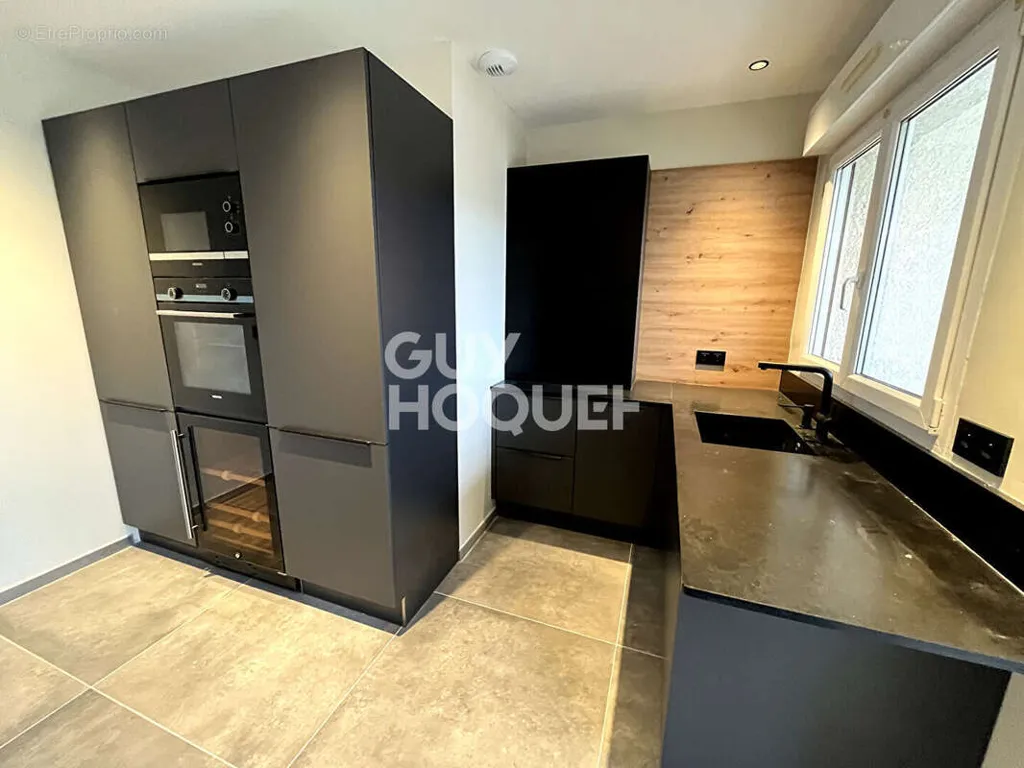 Köök - Luxury T4 Flat with Terrace in Mas Vermeil