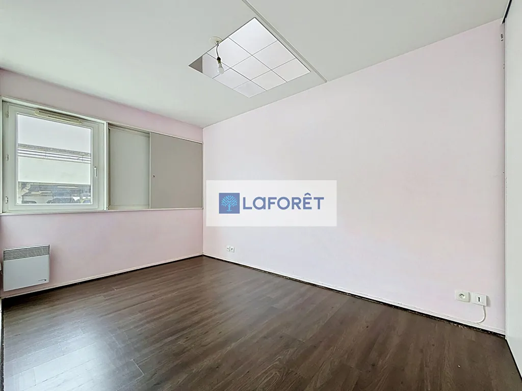 Toad - 2-Bed Apartment with Lift in Brest