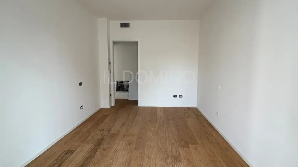 Pièces - Modernised Apartment with Terrace in Padua