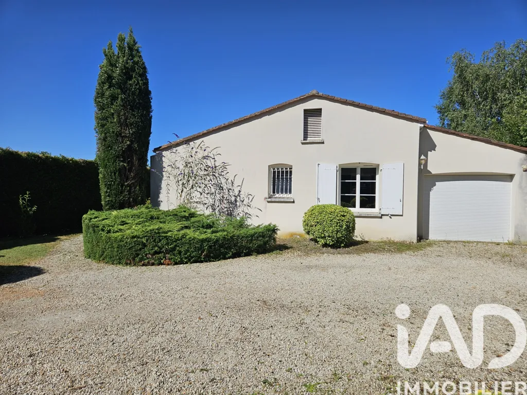 Extérieur - Maison Familiale avec Piscine à Ars
