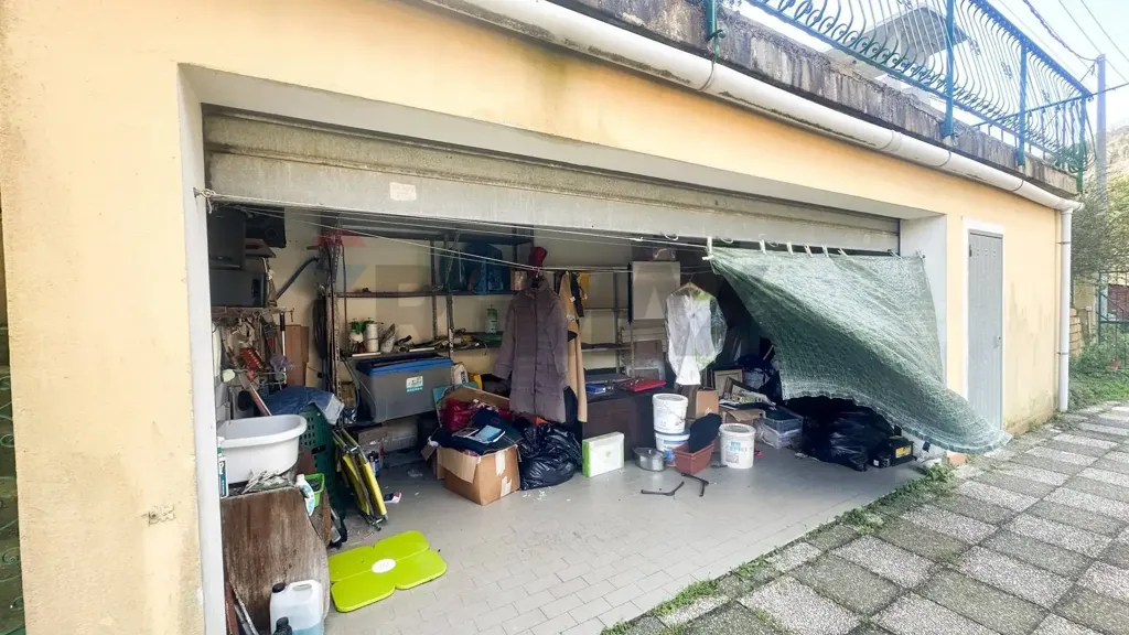 garage