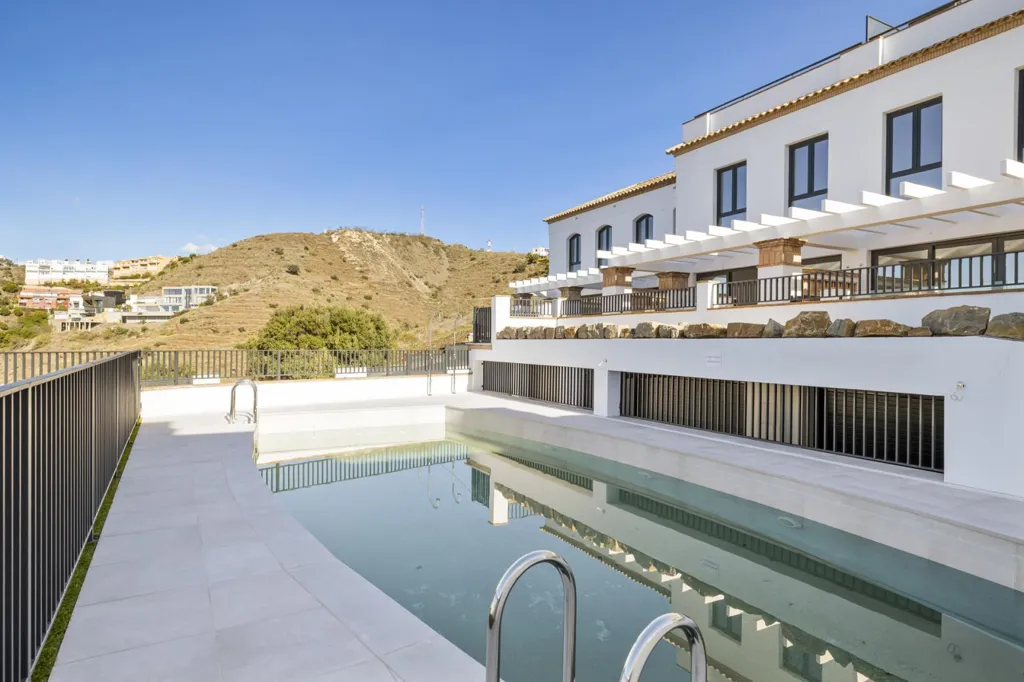 Piscina - Terraced House with Infinity Views in Torrox