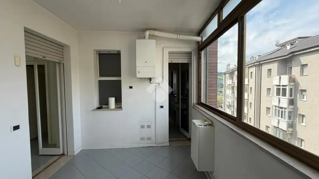 Balcon - Apartment with Balcony in Potenza