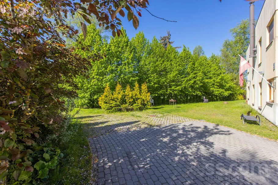 Välivaade - 3-Bedroom Apartment with Balcony in Spilve