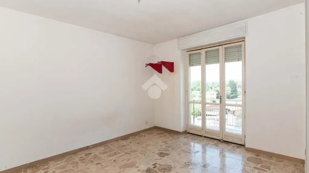 Rooms - Apartment with Alpine View in Cirie'