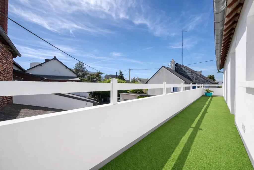 Balcon - Maison Rénovée avec Jardin et Studio à Sud-Gare