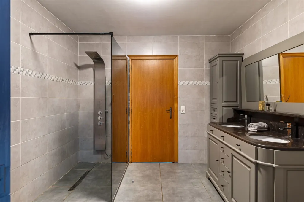 5-bedroom house in Brasschaat