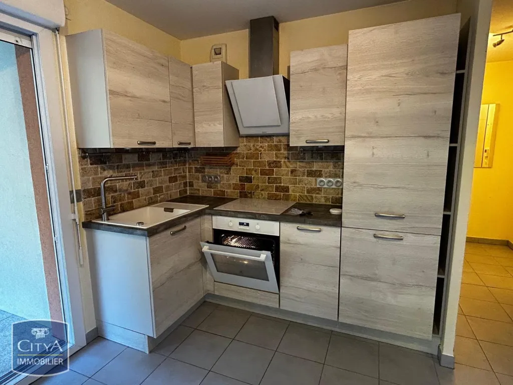 Kitchen - Studio with Private Garden in Drap