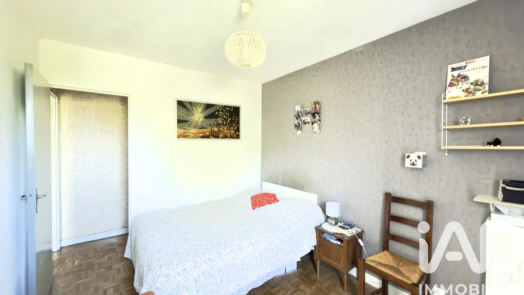 Camere da letto - 3-Bed Apartment with Balcony in Nanterre