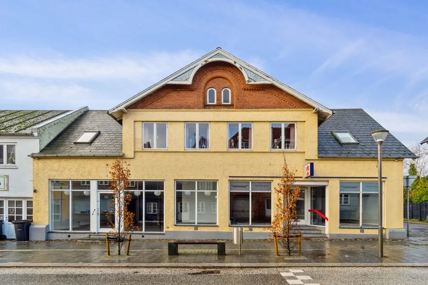 Välivaade - Multi-Use Commercial Space in Glamsbjerg