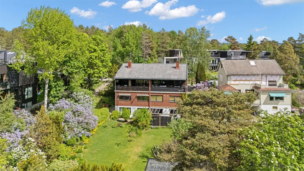 Õhuvaade - Family House with Garden and Pool on Ekeberg