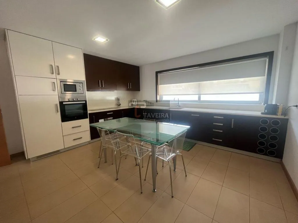 Kitchen - Contemporary House with Pool in Viana do Castelo