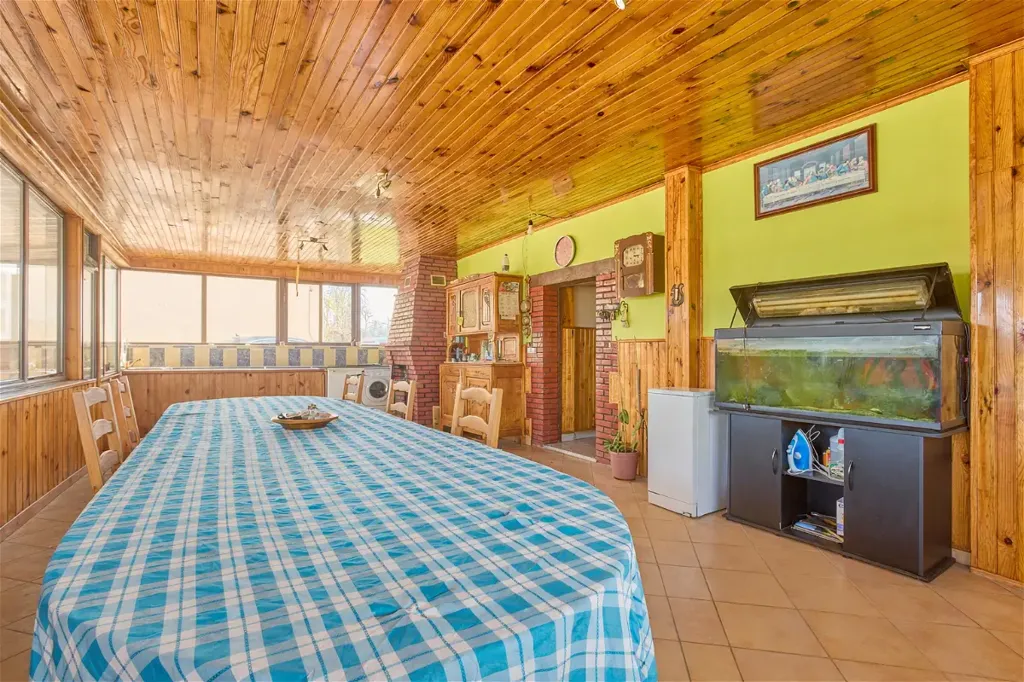 Söögituba - 7-Piece House with Pool in Estigarde