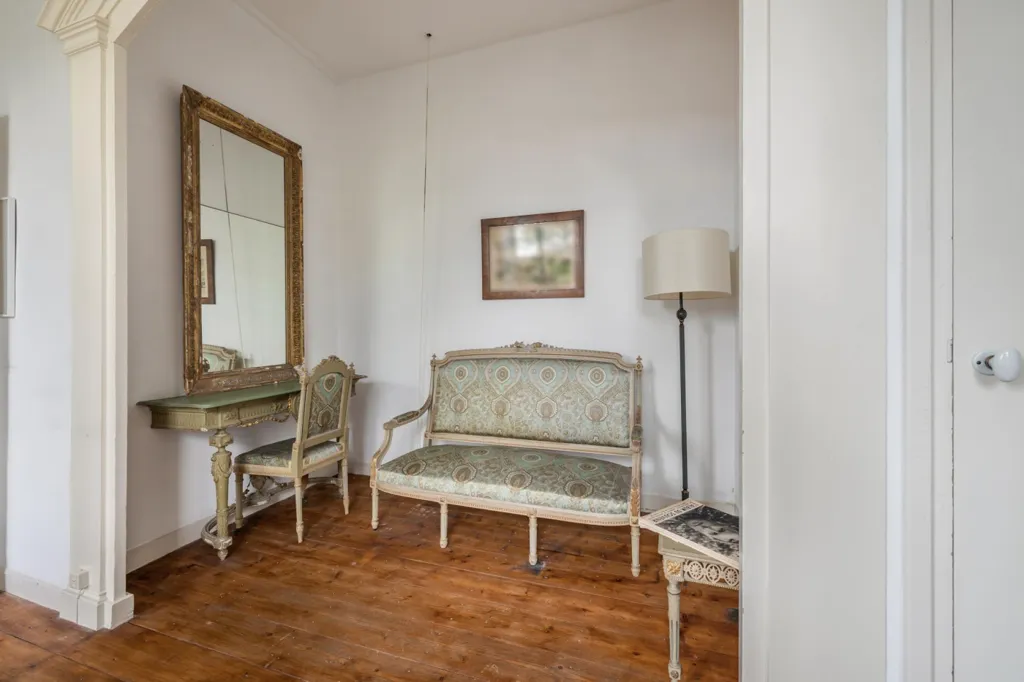 Living Room - Monumental Villa with Historical Charm in Breda