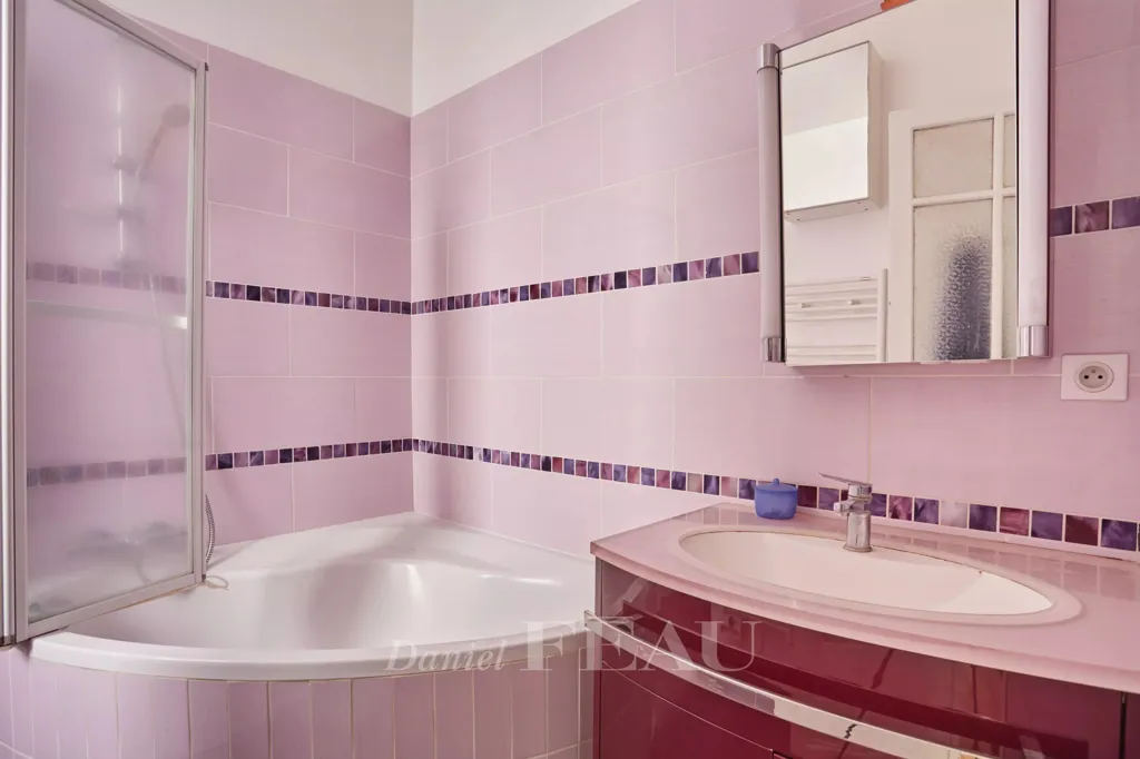 Vannitoad - Duplex Apartment with Terraces in Paris 17th