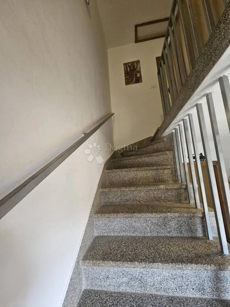 Rooms - Self-Contained House with Balcony in Punat