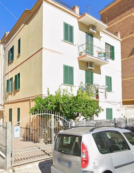 Extérieur - T3 Flat with Balcony in Villaggio Trieste, Latina